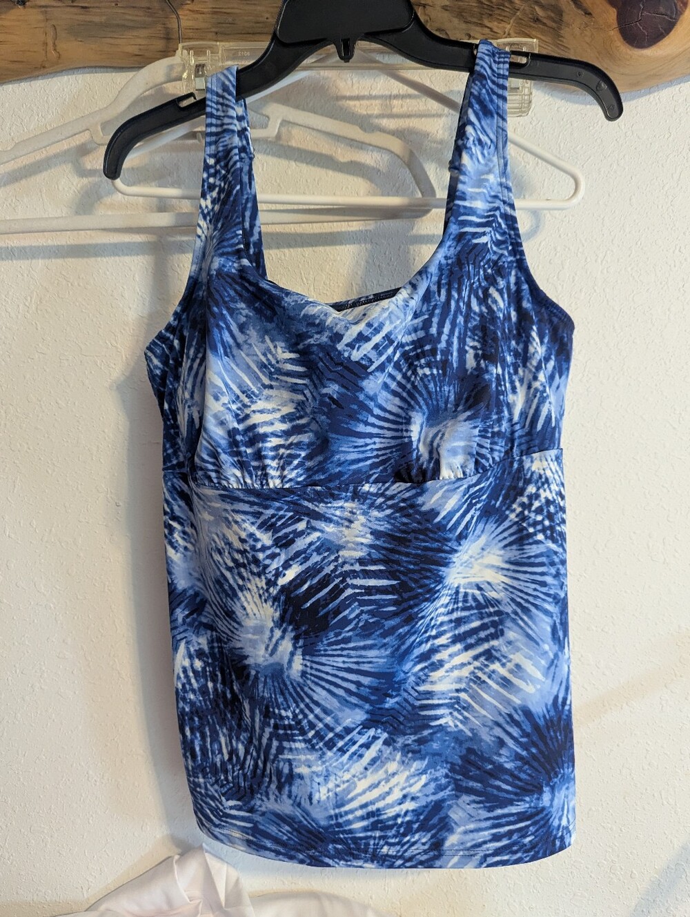 Lands End Deep Sea Navy Tie Dye Palm Print Tankini Bathing Suit Top Size 16 DD